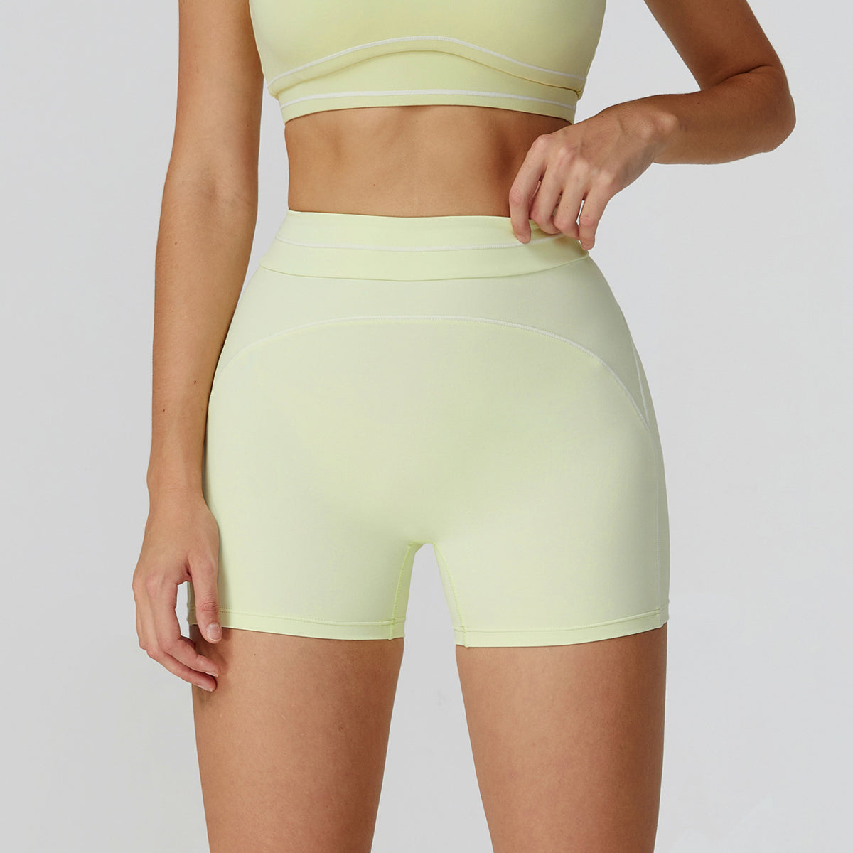 Short Femme Femme